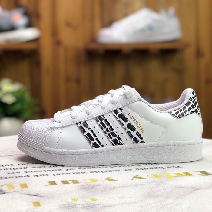 Adidas SUPERSTAR W Running Shoes-White/Black-7726341