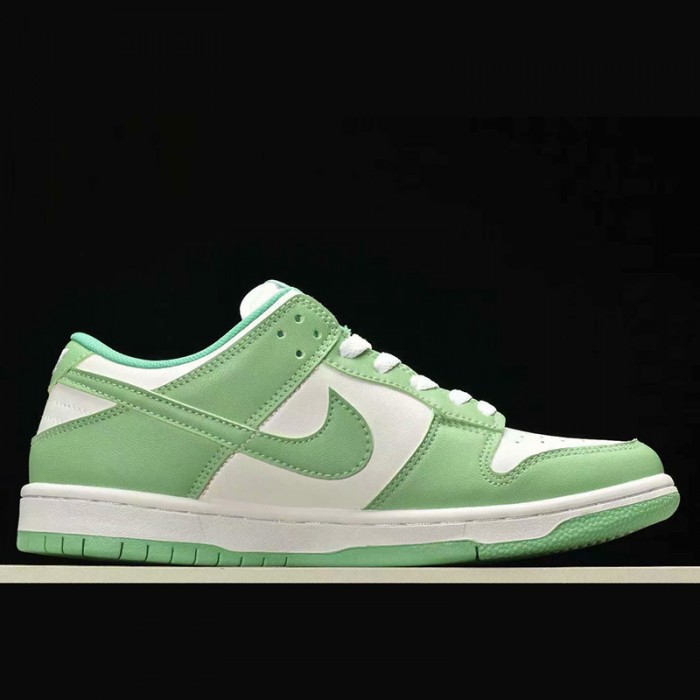 SB Dunk Low Pro Running Shoes White Green 8185073