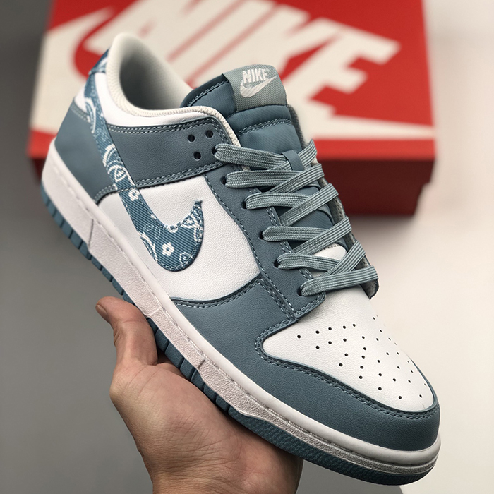 SB DUNK LOW Running Shoes-Light Blue/White-3286612