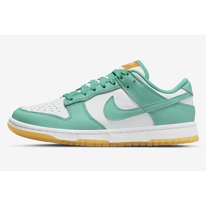 SB Dunk Low Running Shoes-Green/White-8962237