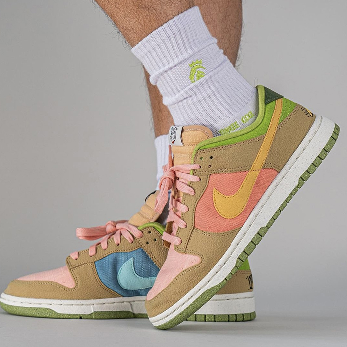 SB Dunk Low Sun Club”Running Shoes-Khkia/Pink-676312