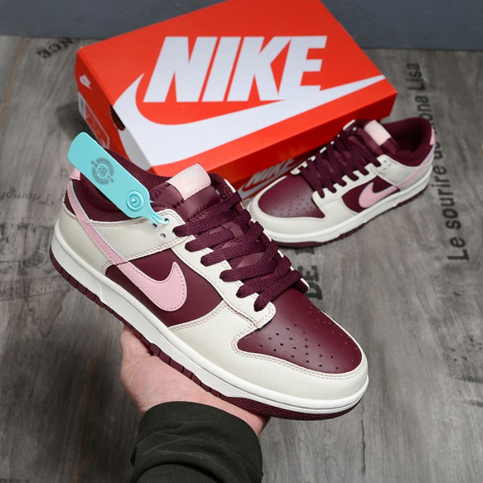 SB Dunk Low Running Shoes-Wine Red/White-1719168