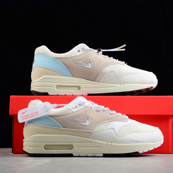 Air Max 1 / SP Running Shoes-White/Khkai-5576198