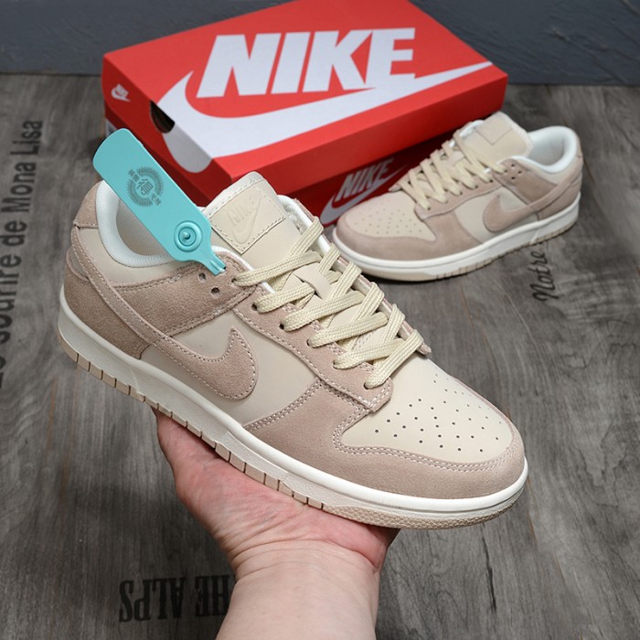 SB Dunk Low Running Shoes-Light Brown/White-4465207