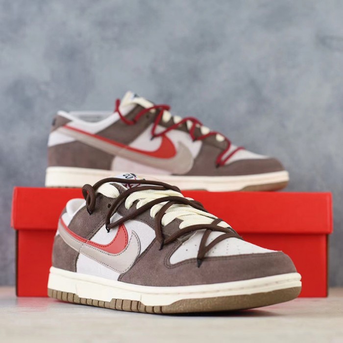 SB Dunk Low CS Running Shoes-Brown/White-2501449