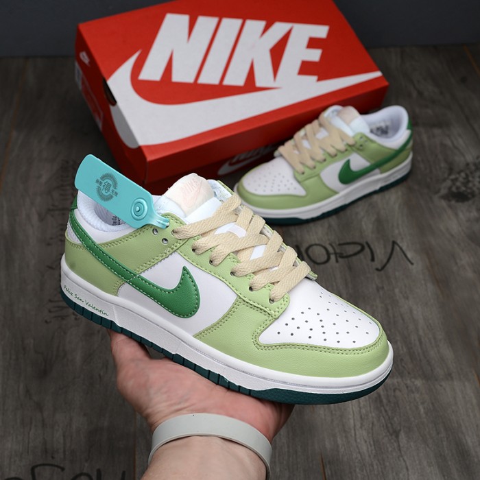 SB Dunk Low Women Running Shoes-Green/White-1613265