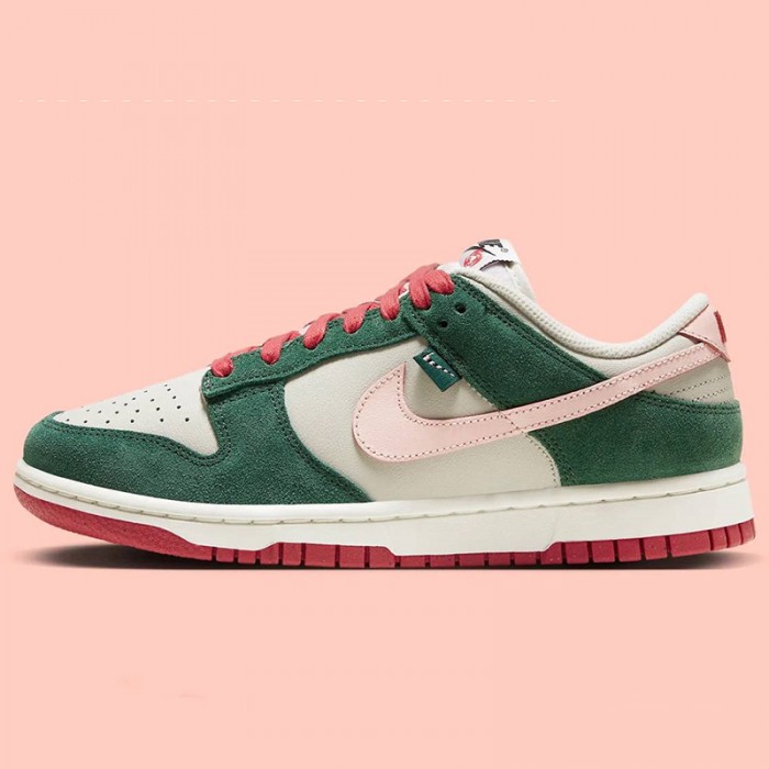 SB Dunk Low 