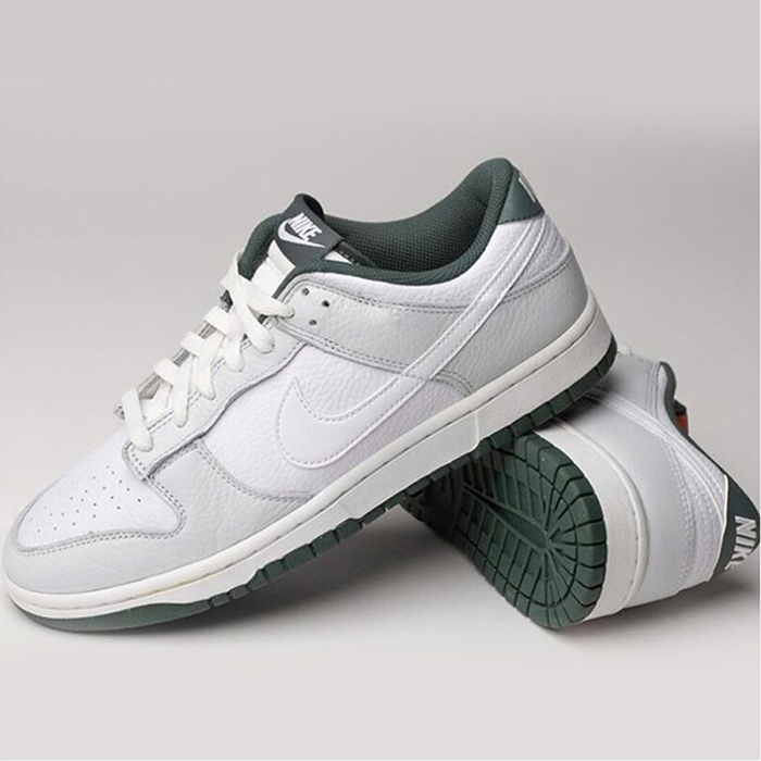 SB Dunk Low Running Shoes-Gray/White-8037372
