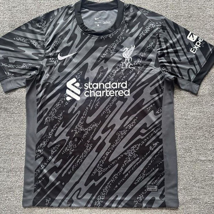 24/25 Liverpool Goalkeeper Black Gray Jersey Version Short Sleeve-9397739